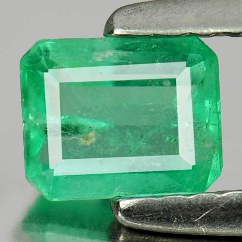 Natural Green Emerald Gemstones 0.41 Ct. Octagon Shape 5.3 x 4.3 Mm.: Product ID: 802403526 Product Name: Natural Emerald Weight: 0.41 CT. Size: 5.3 x 4.3 x 2.5 MM. Shape: Octagon Color: Green Clarity:SI Luster: Good Gems Origin: Columbia Treatment: Unheated Crystal Str