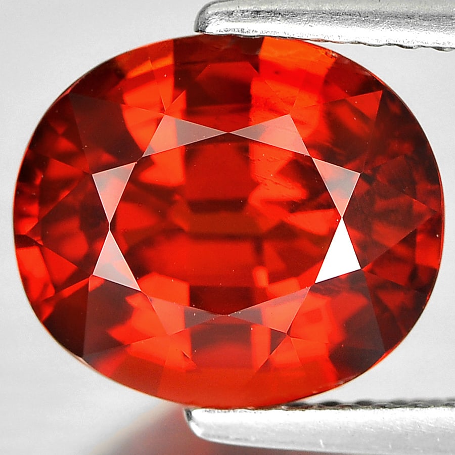Natural Orange Red Spessartine Garnet Gemstones 4.88 Ct. Oval Shape 10.5 x 9 Mm.: Product ID: 802936187 Product Name: Natural Spessartine Weight: 4.88 CT. Size: 10.5 x 9 x 6 MM. Shape: Oval Color: Red Clarity:VVS Luster: Very Good Gems Origin: Nigeria Treatment: Unheated Crystal St