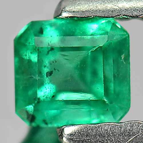 Natural Green Emerald Gemstones 0.26 Ct. Octagon Shape 3.8 x 3.5 Mm.: Product ID: 802403214 Product Name: Natural Emerald Weight: 0.26 CT. Size: 3.8 x 3.5 x 2.9 MM. Shape: Octagon Color: Green Clarity:SI Luster: Good Gems Origin: Columbia Treatment: Unheated Crystal Str