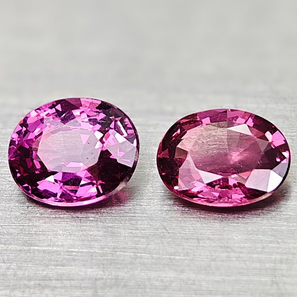 Natural Purplish Pink Rhodolite Garnet Gemstones 1.37 Ct. 2 Pcs. Oval Shape 6 x 4.7 Mm: Product ID: 802936422 Product Name: Natural Rhodolite Weight: 1.37 CT. Size: 6 x 4.7 x 4.3 MM. Shape: Oval Color: Purplish Pink Clarity:VSI Luster: Very Good Gems Origin: Madagascar Treatment: Unheate