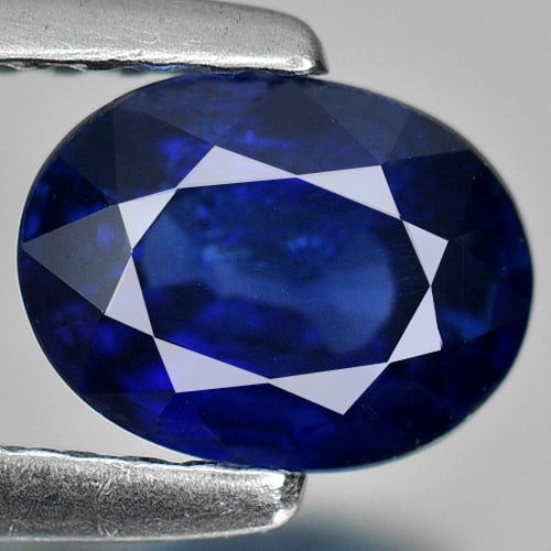 Natural Blue Sapphire Gemstones 1.31 Ct. Clean Oval Shape 7.00 x 5.31 Mm.: Product ID: 806007544 Product Name: Natural Blue Sapphire Weight: 1.31 CT. Size: 7.00 x 5.31 x 3.90 MM. Shape: Oval Color: Blue Clarity:VSI Luster: Good Gems Origin: Madagascar Treatment: Heated Cryst