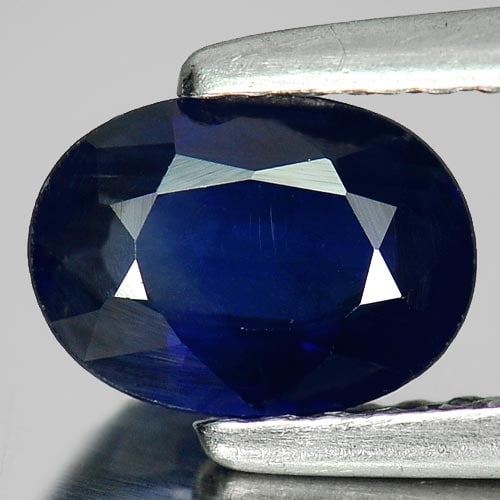 Natural Blue Sapphire Gemstones 1.18 Ct. Clean Oval Shape 7.3 x 5.3 Mm.: Product ID: 806003520 Product Name: Natural Blue Sapphire Weight: 1.18 CT. Size: 7.3 x 5.3 x 3.3 MM. Shape: Oval Color: Blue Clarity:VSI Luster: Good Gems Origin: Madagascar Treatment: Heated Crystal 