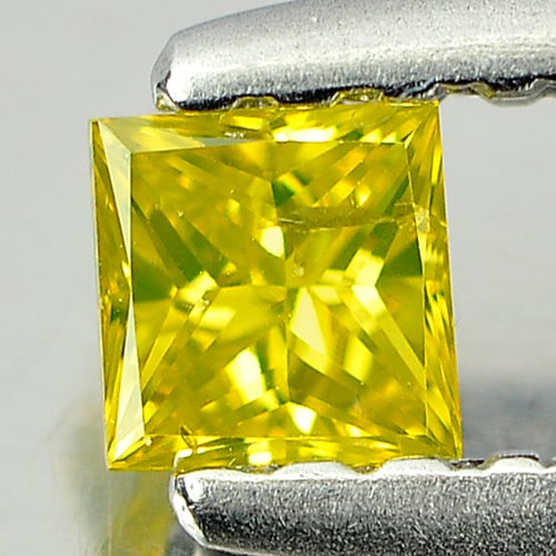 Natural Loose Yellow Diamond 0.15 Ct. Square Princess Cut 3 Mm.: Product ID: 802103637 Product Name: Natural Enhanced Diamond Weight: 0.15 CT. Size: 3 x 3 x 1.9 MM. Shape: Square Princess Cut Color: Yellow Clarity:SI1 Luster: Scintillating Gems Origin: Belgium Trea