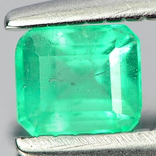 Natural Green Emerald Gemstones 0.29 Ct. Octagon Shape 3.9 x 3.4 Mm.: Product ID: 802403292 Product Name: Natural Emerald Weight: 0.29 CT. Size: 3.9 x 3.4 x 2.9 MM. Shape: Octagon Color: Green Clarity:SI Luster: Good Gems Origin: Columbia Treatment: Unheated Crystal Str