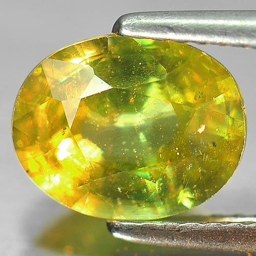Natural Green Sphene Red Spark Gemstones 2.26 Ct. Oval 9.2 x 7.4 Mm. (1 of 3)