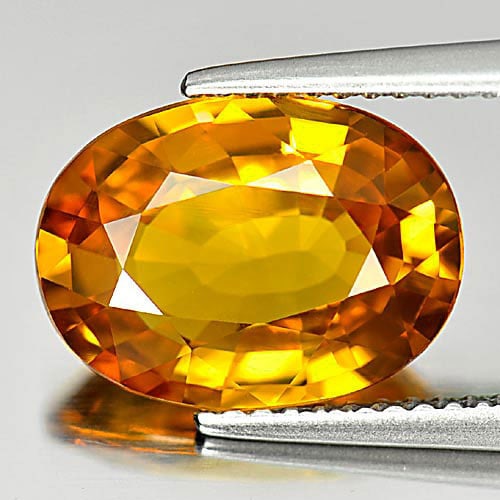 Natural Yellow Sapphire Gemstones 5.02 Ct. Clean Oval Shape 12.3 x 9.1 Mm. (1 of 3)