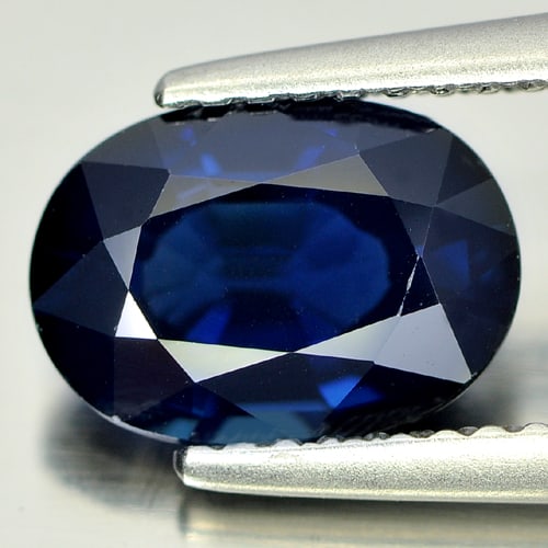 Natural Blue Sapphire Gemstone 2.24 Ct. VVS Oval Shape 9.21 x 6.53 Mm. (1 of 4)
