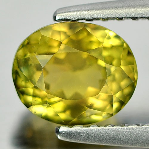 Natural Greenish Yellow Tourmaline Gemstones 1.26 Ct. Oval Shape 7 x 5.8 Mm. (1 of 3)