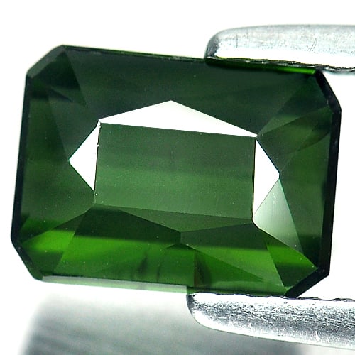 Natural Green Tourmaline Gemstones 1.95 Ct. Octagon Shape 8 x 6 Mm. (1 of 3)