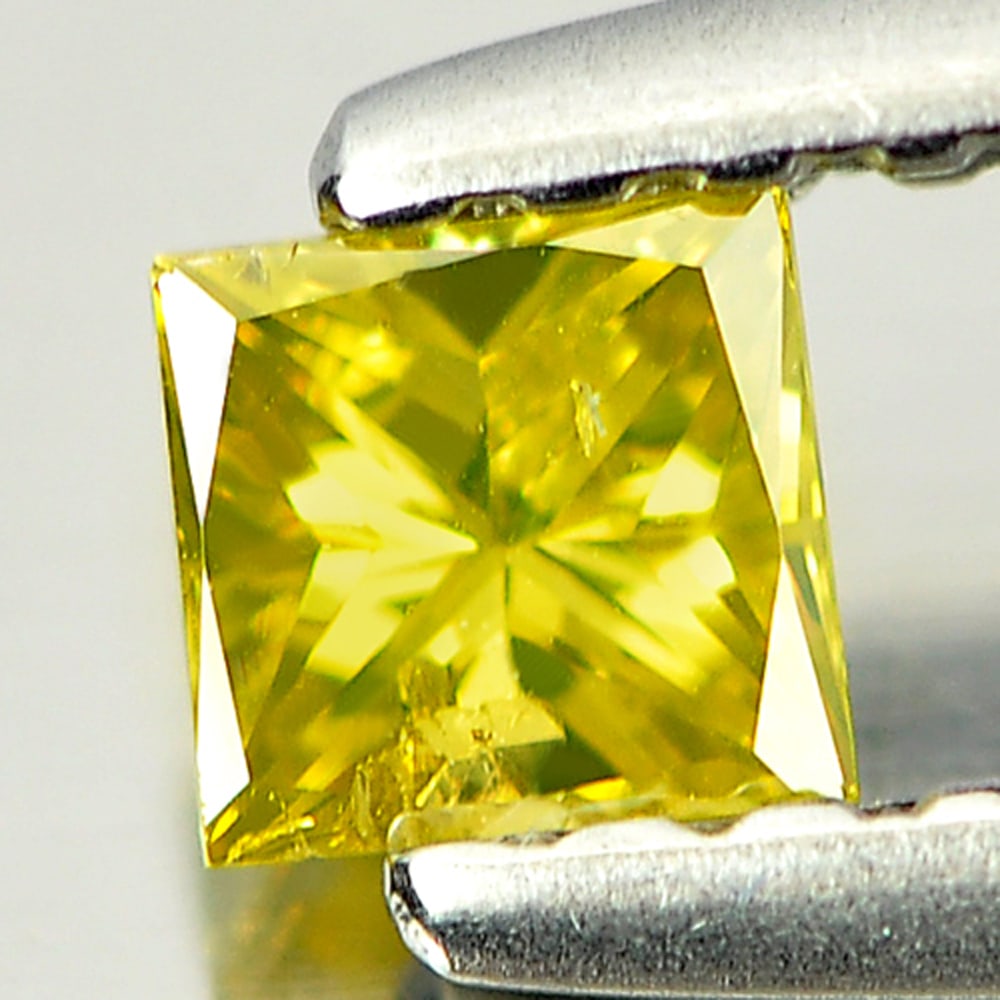 Natural Yellow Loose Diamond 0.15 Ct. Square Princess Cut 3.1 x 2.9 Mm.: Product ID: 802103683 Product Name: Natural Enhanced Diamond Weight: 0.15 CT. Size: 3.1 x 2.9 x 1.9 MM. Shape: Square Princess Cut Color: Yellow Clarity:SI1 Luster: Good Gems Origin: Belgium Treatment