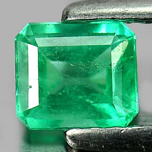Natural Green Emerald Gemstones 0.48 Ct. Octagon Shape 5 x 4.4 Mm.: Product ID: 802403296 Product Name: Natural Emerald Weight: 0.48 CT. Size: 5 x 4.4 x 2.9 MM. Shape: Octagon Color: Green Clarity:SI Luster: Good Gems Origin: Columbia Treatment: Unheated Crystal Struc