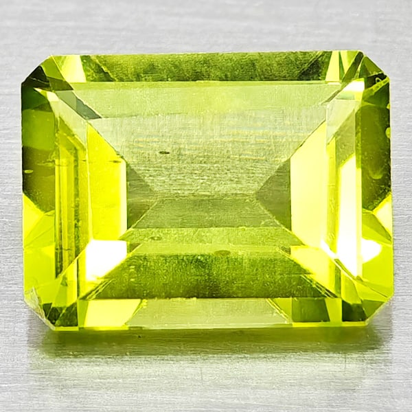 Natural Green Peridot Gemstones 1.66 Ct. Octagon Shape 8.1 x 6.1 Mm.: Product ID: 805317187 Product Name: Natural Peridot Weight: 1.66 CT. Size: 8.1 x 6.1 x 3.8 MM. Shape: Octagon Shape Color: Green Clarity:SI1 Luster: Good Gems Origin: Pakistan Treatment: Unheated Crys