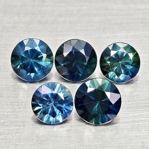 Natural Blue Sapphire Gemstones 1.30 Ct. 5 Pcs Round Diamond Cut 4.1 Mm.: Product ID: 806162636 Product Name: Natural Blue Sapphire Weight: 1.30 CT. Size: 4.1 x 4.1 x 2.7 MM. Shape: Round Diamond Cut Color: Blue Clarity:VVS Luster: Good Gems Origin: Madagascar Treatment: He