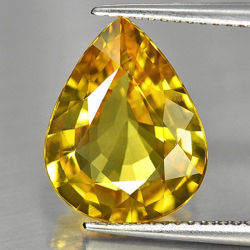 Natural Yellow Sapphire Gemstones 5.57 Ct. VVS Pear Shape 13.7 x 10.8 Mm. (1 of 3)