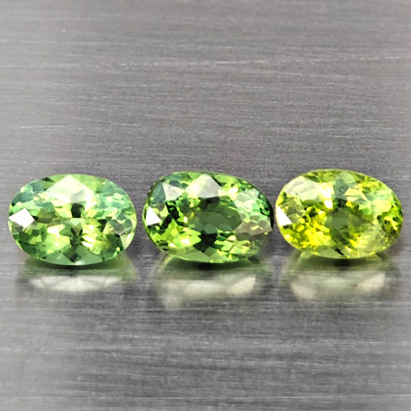 Natural Green Apatite Gemstones 1.91 Ct. 3 Pcs Oval Shape 6 x 4.2 Mm.: Product ID: 800613781 Product Name: Natural Apatite Weight: 1.91 CT. Size: 6 x 4.2 x 3.9 MM. Shape: Oval Shape Color: Green Clarity:VSI Luster: Good Gems Origin: Tanzania Treatment: Unheated Crystal S