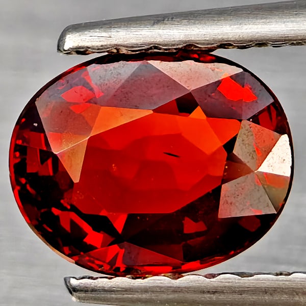 Natural Orangish Red Spessartine Garnet Gemstones 1.27 Ct. Oval Shape 6.9 x 5.5 Mm.: Product ID: 802937083 Product Name: Natural Garnet Weight: 1.27 CT. Size: 6.9 x 5.5 x 3.1 MM. Shape: Oval Shape Color: Orangish Red Clarity:SI1 Luster: Good Gems Origin: Namibia Treatment: Unheated Cr