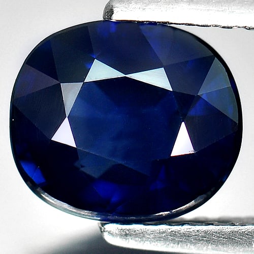 Natural Blue Sapphire Gemstones 2.13 Ct. Oval Shape 8.13 x 7.08 Mm.: Product ID: 806006186 Product Name: Natural Blue Sapphire Weight: 2.13 CT. Size: 8.13 x 7.08 x 4.06 MM. Shape: Oval Color: Blue Clarity:VSI Luster: Good Gems Origin: Thailand Treatment: Heated Crystal