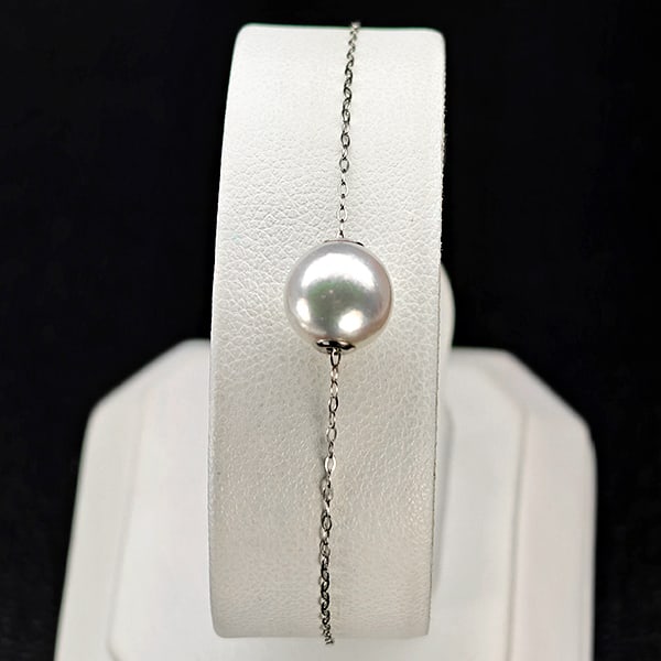 Natural Multi Color Akoya Pearl With 950 Platinum Bracelet Jewelry Length 6 Inch. 1.46 Grams: Product ID: 805206476 Product Type: 950 Platinum Jewelry Jewelry Weight: 1.46 Grams. Gemstones Color: Multi-Color White Metal: 950 Platinum. Gemstone Detail: Akoya Pearl At Your Service: At Treasure o