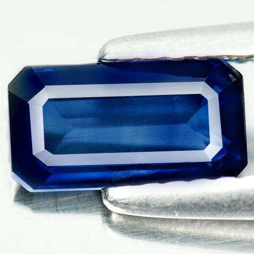 Natural Blue Sapphire Gemstones 1.06 Ct. Octagon Shape 7.87 x 4.21 Mm.: Product ID: 806007599 Product Name: Natural Blue Sapphire Weight: 1.06 CT. Size: 7.87 x 4.21 x 2.50 MM. Shape: Octagon Color: Blue Clarity:VVS Luster: Good Gems Origin: Madagascar Treatment: Heated Cr