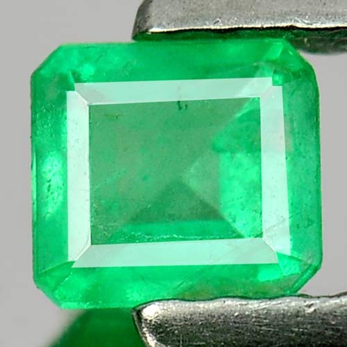 Natural Green Emerald Gemstones 0.21 Ct. Octagon Shape 3.9 x 3.6 Mm.: Product ID: 802403582 Product Name: Natural Emerald Weight: 0.21 CT. Size: 3.9 x 3.6 x 2.1 MM. Shape: Octagon Color: Green Clarity:SI Luster: Good Gems Origin: Columbia Treatment: Unheated Crystal Str