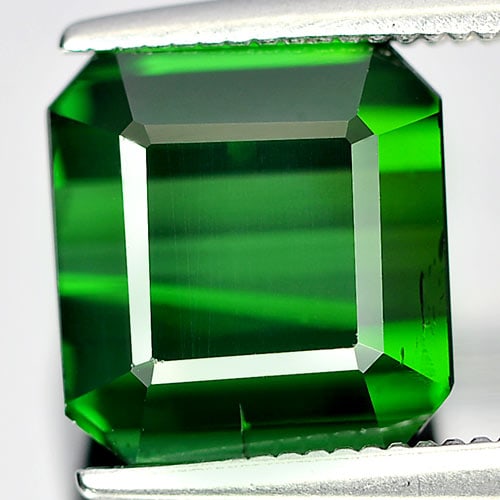 Natural Green Tourmaline Gemstones 4.29 Ct. Octagon Shape 9.2 x 8.7 Mm.: Product ID: 807241066 Product Name: Natural Tourmaline Weight: 4.29 CT. Size: 9.2 x 8.7 x 5.8 MM. Shape: Octagon Color: Green Clarity:VSI Luster: Very Good Gems Origin: Nigeria Treatment: Unheated Cry