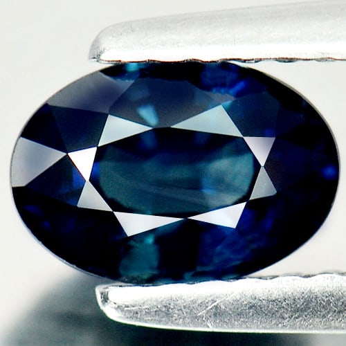 Natural Blue Sapphire Gemstones 1.24 Ct. VVS Oval Shape 7.34 x 5.10 Mm.: Product ID: 806007579 Product Name: Natural Blue Sapphire Weight: 1.24 CT. Size: 7.34 x 5.10 x 3.90 MM. Shape: Oval Color: Blue Clarity:VVS Luster: Good Gems Origin: Madagascar Treatment: Heated Cryst