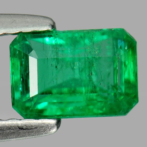 Natural Green Emerald Gemstones 1.02 Ct. Octagon Shape 6.90 x 4.76 Mm.: Product ID: 802403670 Product Name: Natural Emerald Weight: 1.02 CT. Size: 6.90 x 4.76 x 3.80 MM. Shape: Octagon Color: Green Clarity:SI1 Luster: Good Gems Origin: Columbia Treatment: Unheated Crystal