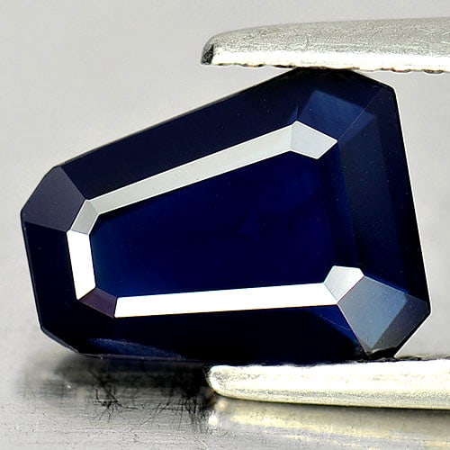 Natural Blue Sapphire Gemstones 2.25 Ct. Fancy Shape 10.1 x 8.1 Mm.: Product ID: 806010254 Product Name: Natural Blue Sapphire Weight: 2.25 CT. Size: 10.1 x 8.1 x 2.9 MM. Shape: Fancy Color: Blue Clarity:VSI Luster: Good Gems Origin: Thailand Treatment: Heated Crystal 