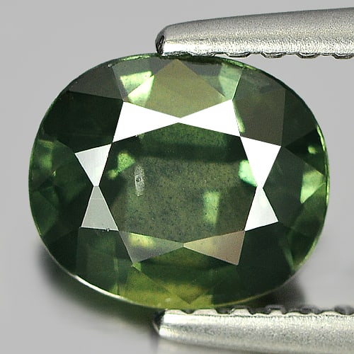 Natural Green Sapphire Gemstones 1.48 Ct. Oval Shape 7.4 x 6.4 Mm. (1 of 3)