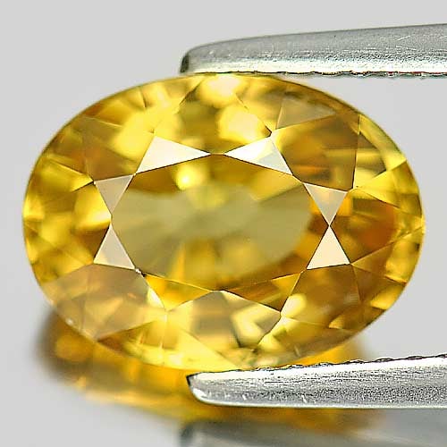 Natural Yellow Zircon Gemstones 5.68 Ct. Clean Oval Shape 11.2 x 8.2 Mm. (1 of 3)