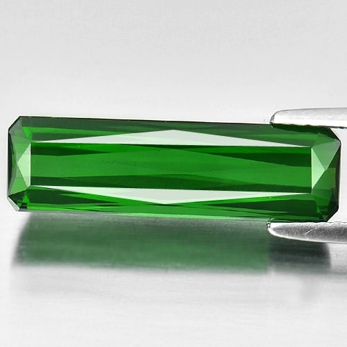 Natural Green Tourmaline Gemstones 5.79 Ct. Octagon Shape 20 x 5.8 Mm.: Product ID: 807236699 Product Name: Natural Tourmaline Weight: 5.79 CT. Size: 20 x 5.8 x 5 MM. Shape: Octagon Color: Green Clarity:VVS Luster: Very Good Gems Origin: Nigeria Treatment: Unheated Crysta