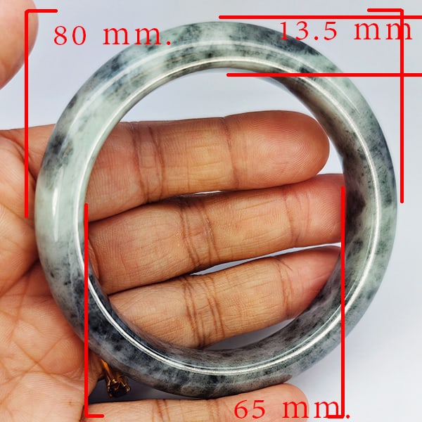 Natural Mulit Color Jade Gemstones Bangle 394.44 Ct. Diameter 65 Mm.: Product ID: 819816107 Product Name: Natural Gemstones Weight: 394.44 CT. Size: 80 x 65 x 13.5 MM. Shape: Round Shape Color: Multi-Color Green Clarity:Opaque Luster: Good Gems Origin: Thailand Treatmen