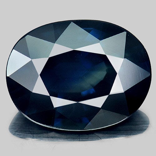 Natural Blue Sapphire Gemstones 2.81 Ct. VVS Oval Shape 9.8 x 7.6 Mm. (1 of 3)