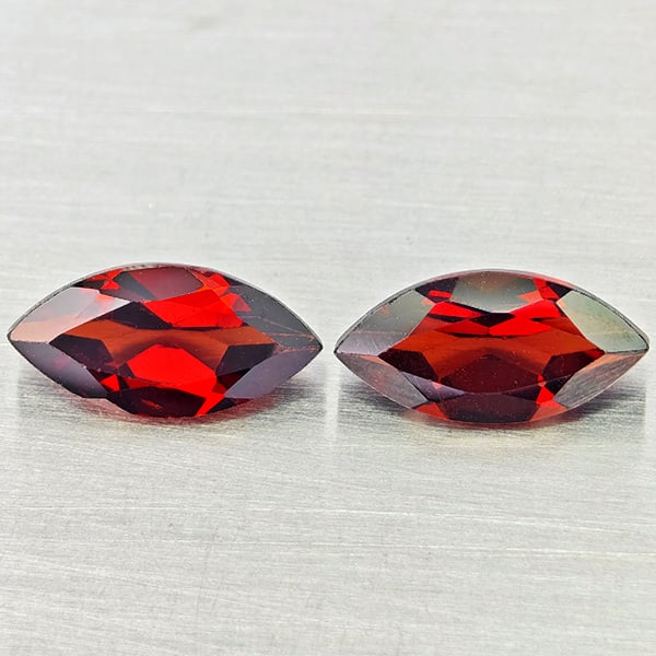 Natural Orangish Red Garnet Gemstones 2.76 Ct. 2 Pcs. Marquise Shape 5 x 10.1 Mm. (1 of 3)