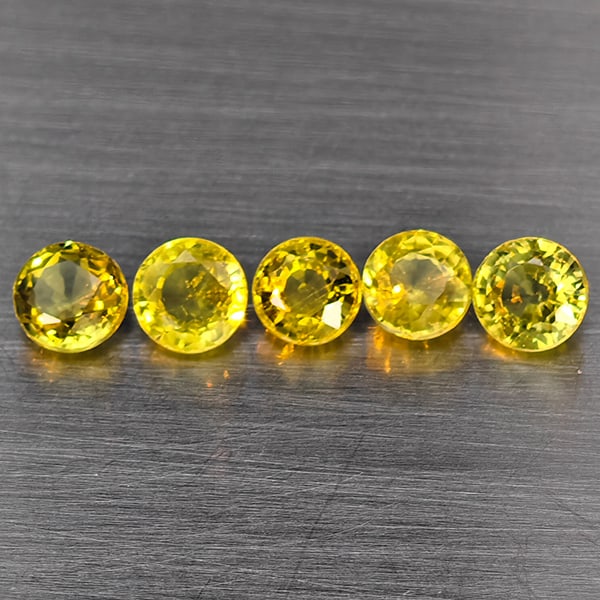 Natural Greenish Yellow Titanium Sphene Gemstones Rainbow Spark 1.27 Ct. 5 Pcs. Round Shape 3.5 Mm.: Product ID: 806509333 Product Name: Natural Sphene Weight: 1.27 CT. Size: 3.5 x 3.5 x 2.3 MM. Shape: Round Shape Color: Greenish Yellow Titanium Ranibow Spark Clarity:SI1 Luster: Good Gems Origin: Mad