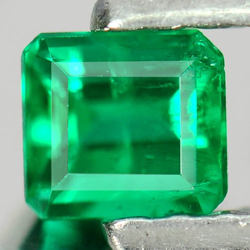 Natural Green Emerald Gemstones 0.21 Ct. Octagon Shape 3.7 x 3.4 Mm. (1 of 3)