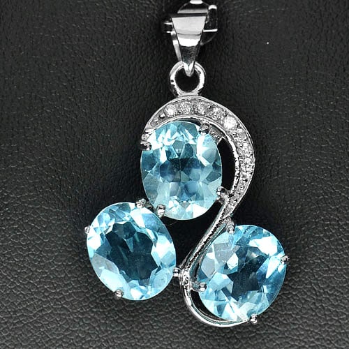 Natural Blue Topaz Gemstones 925 Sterling Silver Pendant Jewelry 8.16 Grams: Product ID: 202101449 Product Name: Sterling Silver Pendant Product Type: 925 Sterling Silver Fine Jewelry Jewelry Weight: 8.16 Grams. Gemstones Color: Blue Metal: Solid Silver 92.5%. Gemstone Detail: