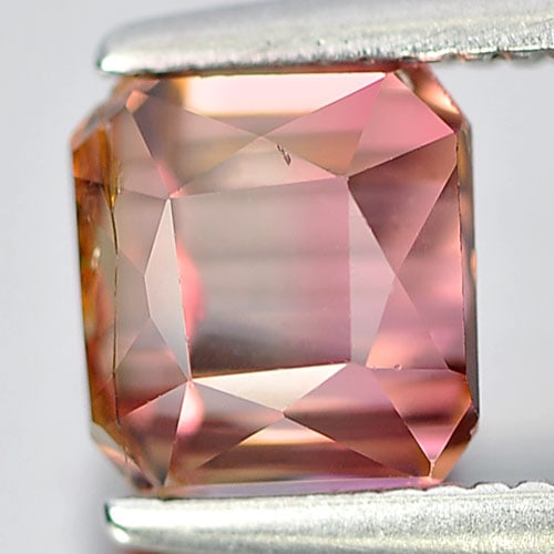 Natural Bi Color Tourmaline Gemstones 1.62 Ct. Octagon Shape 5.7 x 5.5 Mm.: Product ID: 807234424 Product Name: Natural Tourmaline Weight: 1.62 CT. Size: 5.7 x 5.5 x 5.5 MM. Shape: Octagon Color: Bi Color Clarity:VSI - SI Luster: Good Gems Origin: Nigeria Treatment: Unheated 