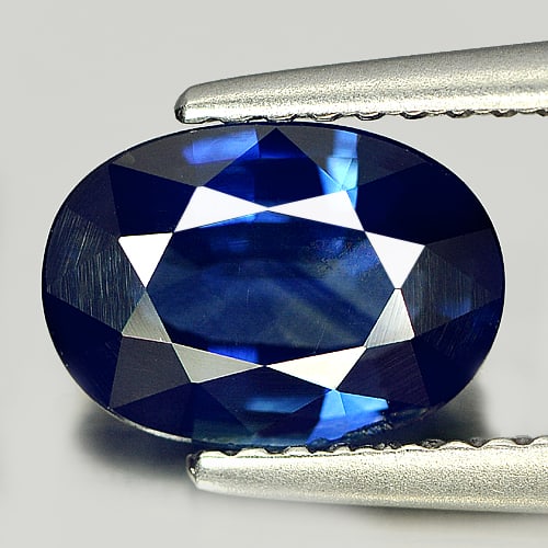 Natural Blue Sapphire Gemstones 1.77 Ct. Oval Shape 8.76 x 6.26 Mm.: Product ID: 806005583 Product Name: Natural Blue Sapphire Weight: 1.77 CT. Size: 8.76 x 6.26 x 3.51 MM. Shape: Oval Color: Blue Clarity:VSI Luster: Good Gems Origin: Thailand Treatment: Heated Crystal