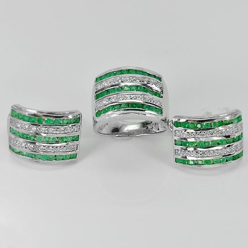 Natural Green Emerald Gemstones with 925 Sterling Silver Jewelry Set Ring Size 7 And Earrings 16.08: Product ID: 207100078 Product Type: 925 Sterling Silver Fine Jewelry Jewelry Weight: 16.08 Grams. Ring Size: 7 Resizable(Fee) Gemstones Color: Green Metal: Solid Silver 92.5%. Gemstone Detail: Natural