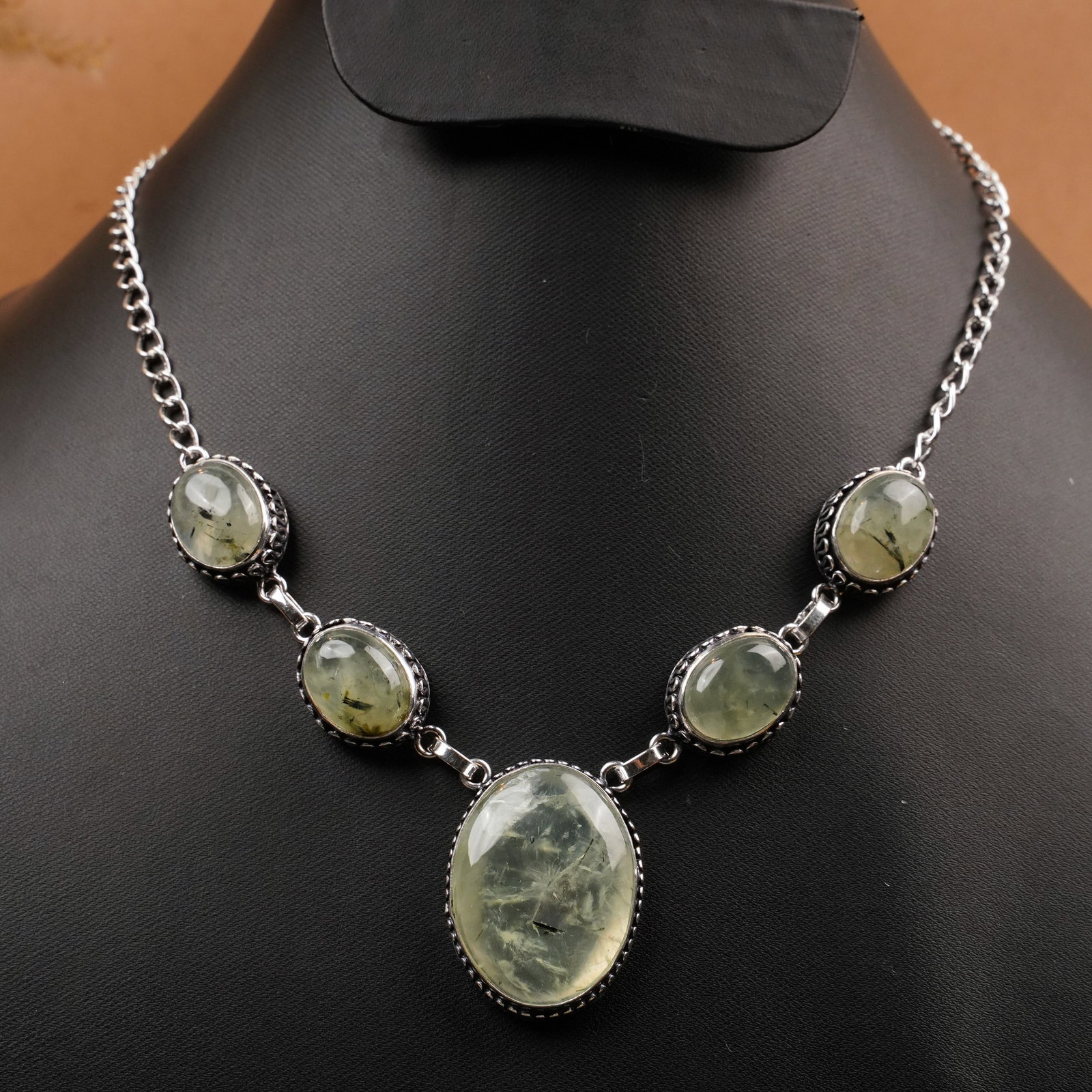 Natural Prehnite Silver Plated Handmade Choker Necklace: Product ID: 260409133337 Product - Handmade Silver Plated Necklace Metal - 925 Sterling Silver Plated Necklace Length - 18 Inch Gemstone - Prehnite Gemstone Size - 12X16 MM ( 4 Stone) 24x20 MM ( 1 Sto