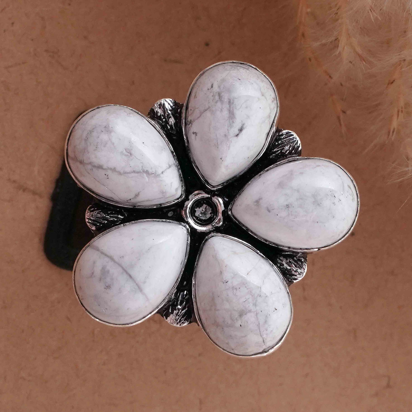 Natural Howlite Silver Plated Handmade Ring - 9MM: Product ID: 260417130222 Product - Handmade Silver Plated Ring Metal - 92.5 Sterling Silver Plated Ring Size - 9MM Gemstone - Howlite Gemstone Origin - Canada Gemstone Size - 10X14 MM ( 5 Stone ) Gems