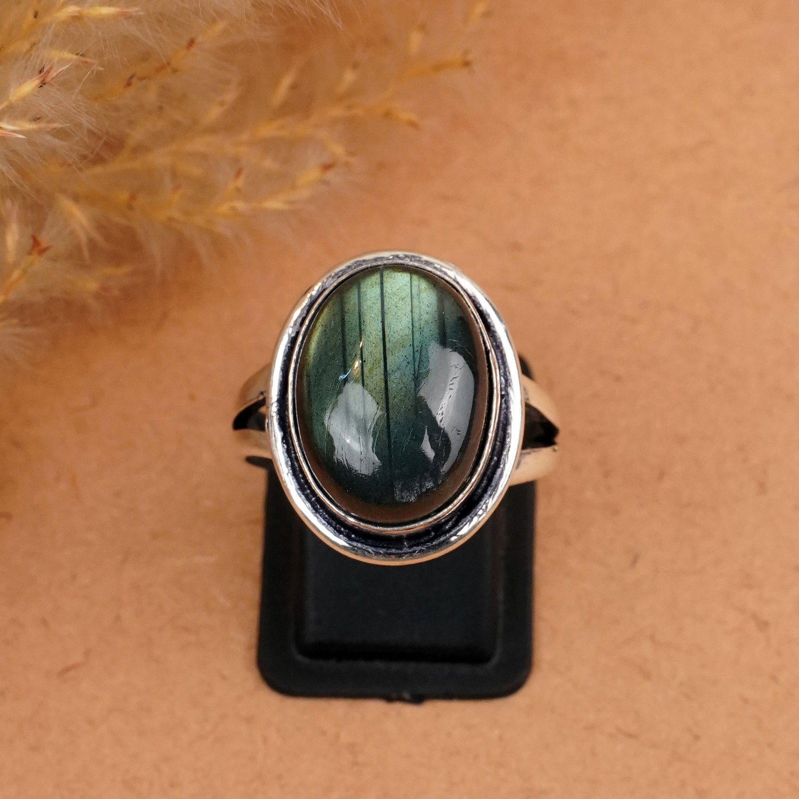 Natural Labradorite Silver Plated Handmade Ring - 9.5MM: Product ID: 260410175900 Product - Handmade Silver Plated Ring Metal - 92.5 Sterling Silver Plated Ring Size - 9.5MM Gemstone - Labradorite Gemstone Origin - Canada Gemstone Size - 12x16 MM Gemstone S