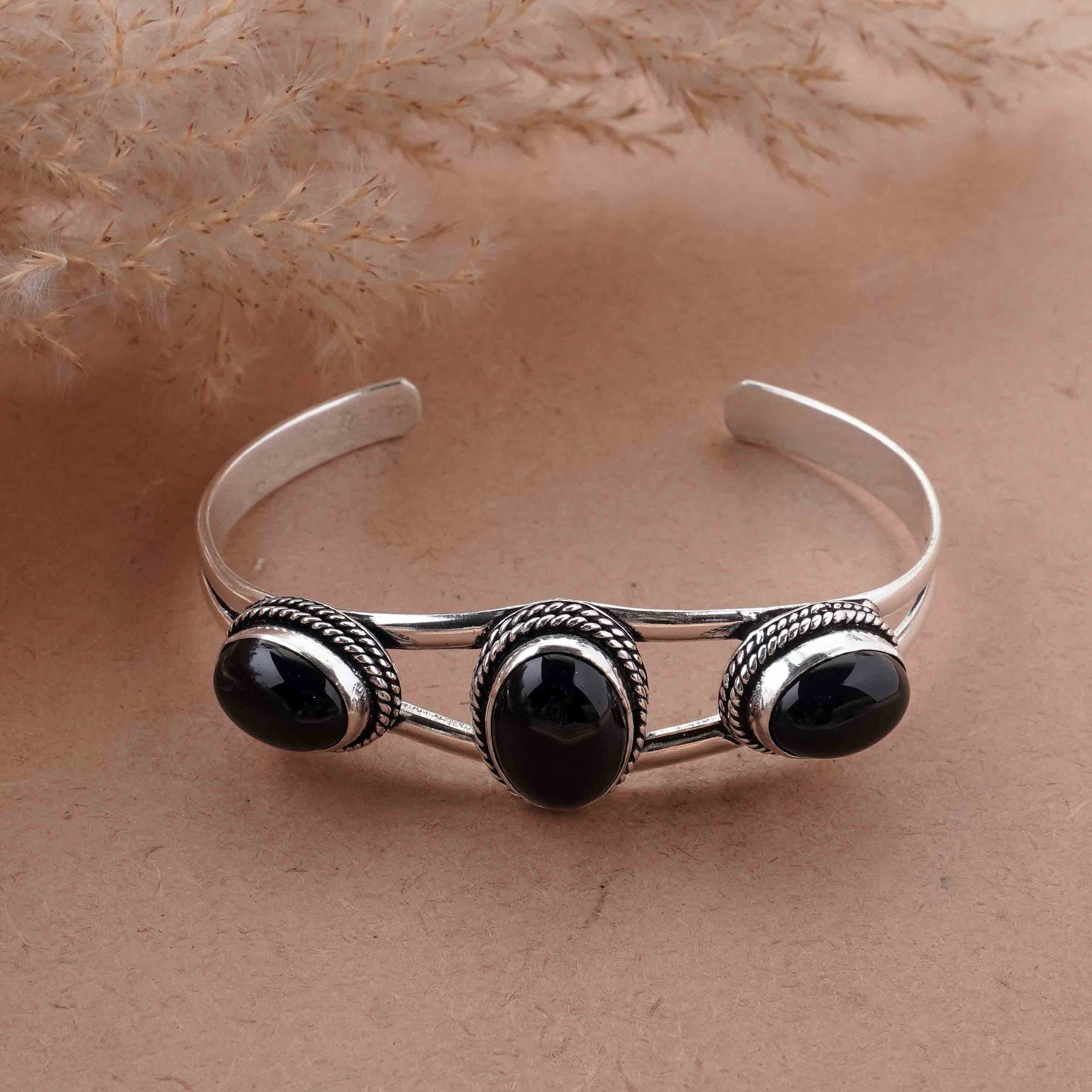 Natural Black Onyx Silver Plated Handmade Cuff Bangle: Product ID: 260417181251 Product - Handmade Silver Plated Cuff Bangle Metal - 92.5 Sterling Silver Plated Bangle Size - 6.5x4.5 CM (Adjustable) Gemstone - Black Onyx Gemstone Origin - India Gemstone