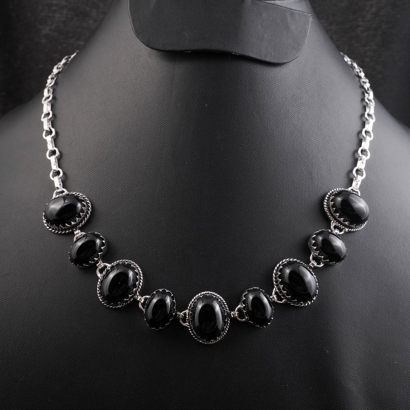 Natural Black Onyx Silver Plated Handmade Choker Necklace: Product ID: 260430161019 Product - Handmade Silver Plated Necklace Metal - 92.5 Sterling Silver Plated Necklace Length - 18 Inch Gemstone - Black Onyx Gemstone Size - 12X16 MM (5 Stone), 10X14 MM (4 S