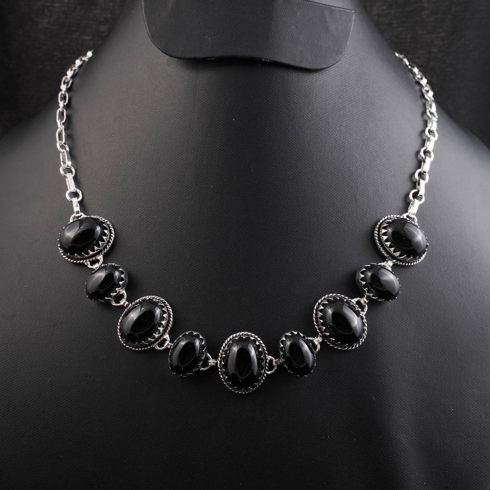 Natural Black Onyx Silver Plated Handmade Choker Necklace: Product ID: 260430160909 Product - Handmade Silver Plated Necklace Metal - 92.5 Sterling Silver Plated Necklace Length - 18 Inch Gemstone - Black Onyx Gemstone Size - 12X16 MM (5 Stone), 10X14 MM (4 S