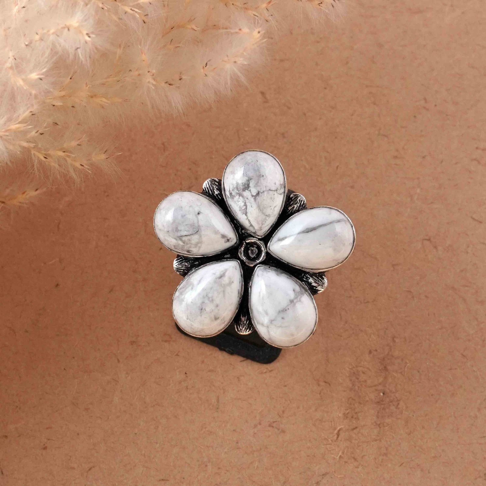 Natural Howlite Silver Plated Handmade Ring - 9MM: Product ID: 260430125504 Product - Handmade Silver Plated Ring Metal - 92.5 Sterling Silver Plated Ring Size - 9MM Gemstone - Howlite Gemstone Origin - Canada Gemstone Size - 10X14 MM ( 5 Stone ) Gems