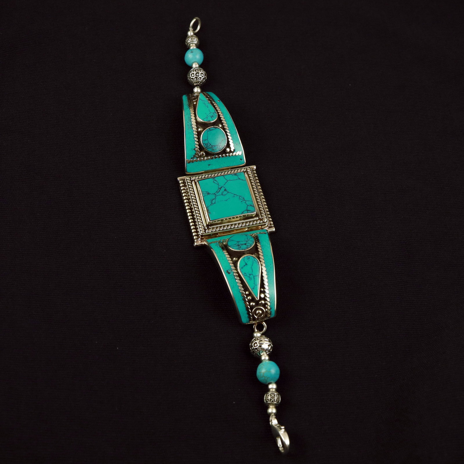 Tibetan Turquoise Handmade Boho-Hippie Bracelet: Product ID: 260517173621 Product - Tibetan Handmade Ethnic Bracelet Gemstone - Natural Turquoise Size - 7 Inch Weight - 45 Gram Approx Metal - Brass & Copper mix Metal Origin - Nepal Country/Region of