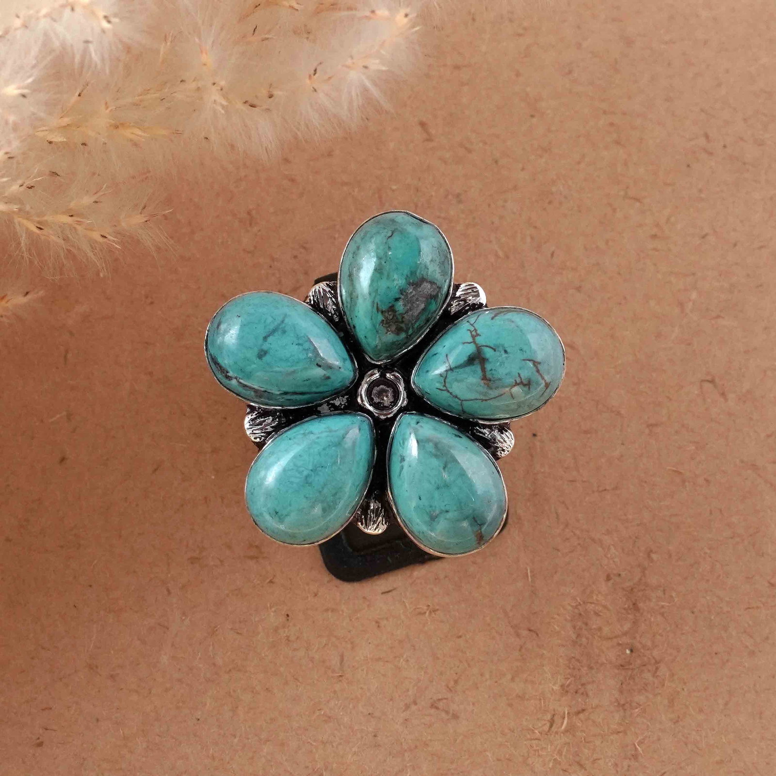 Natural Prehnite Silver Plated Handmade Ring - 7MM: Product ID: 260430130033 Product - Handmade Silver Plated Ring Metal - 92.5 Sterling Silver Plated Ring Size - 7MM Gemstone - Turquoise Gemstone Origin -Tibet Gemstone Size - 10X14 MM ( 5 Stone ) Gems