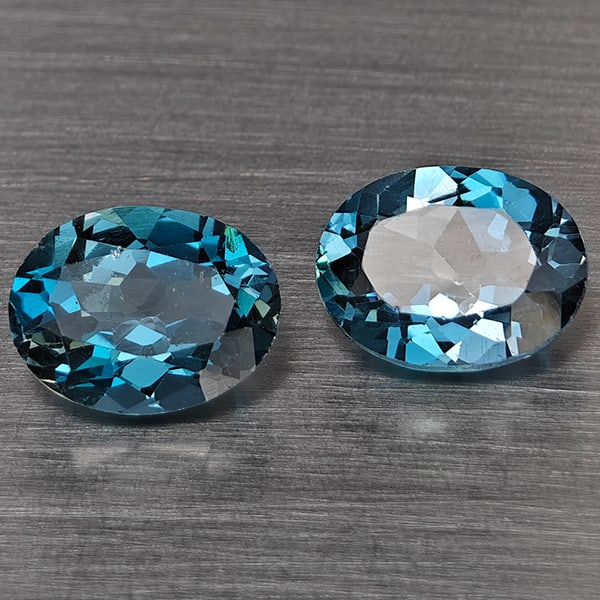 Natural London Blue Topaz Gemstones 4.13 Ct. 2 Pcs. Oval Shape 9.1 x 7.2 Mm. (1 of 3)